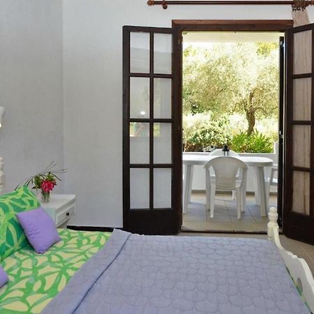 Katerina Apartments Troulos Luaran gambar