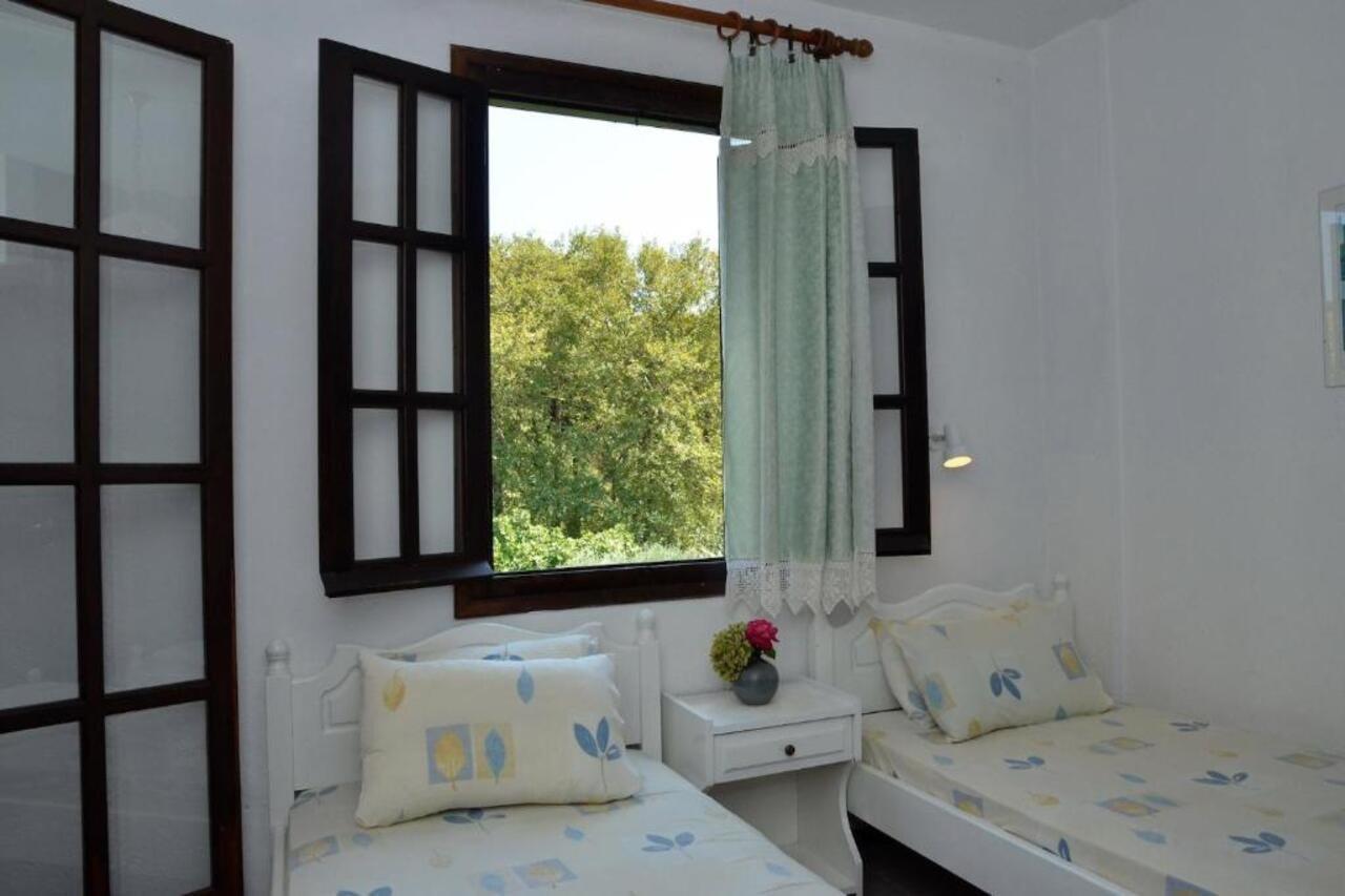 Katerina Apartments Troulos Luaran gambar