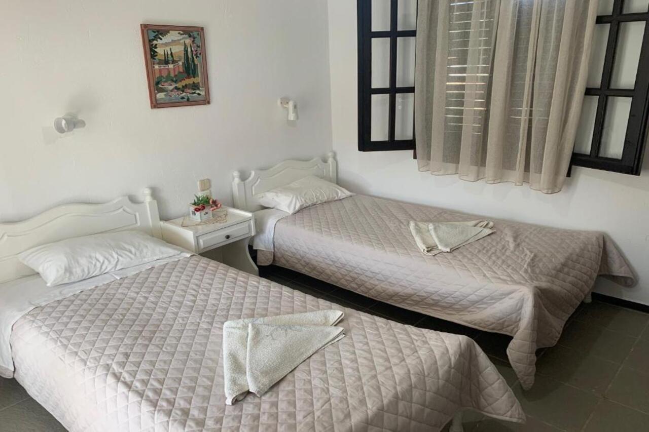 Katerina Apartments Troulos Luaran gambar